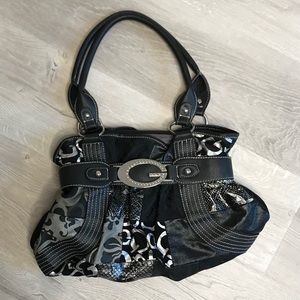 NWOT Guess Handbag / Purse